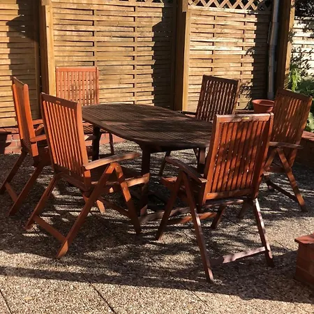 Haus Mit Privat Garten, Zentrum