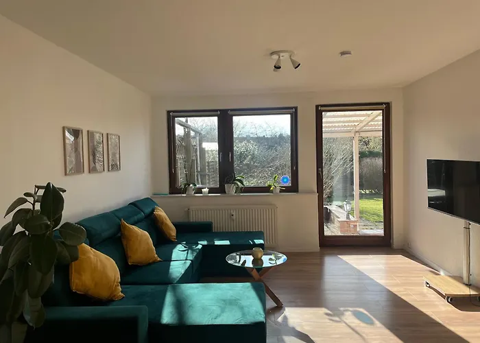 Haus Mit Privat Garten, Zentrum *